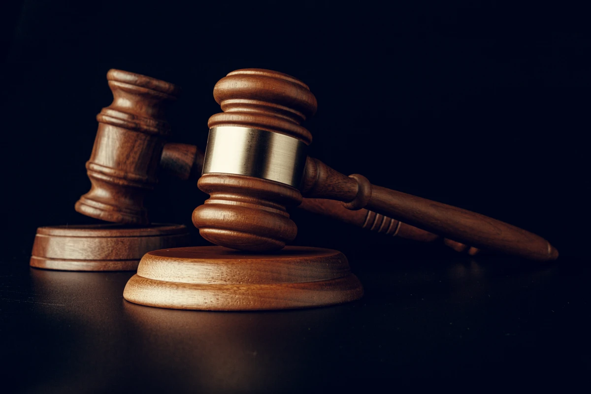 La responsabilité pénale des dirigeants face à la faillite frauduleuse : un défi juridique majeur